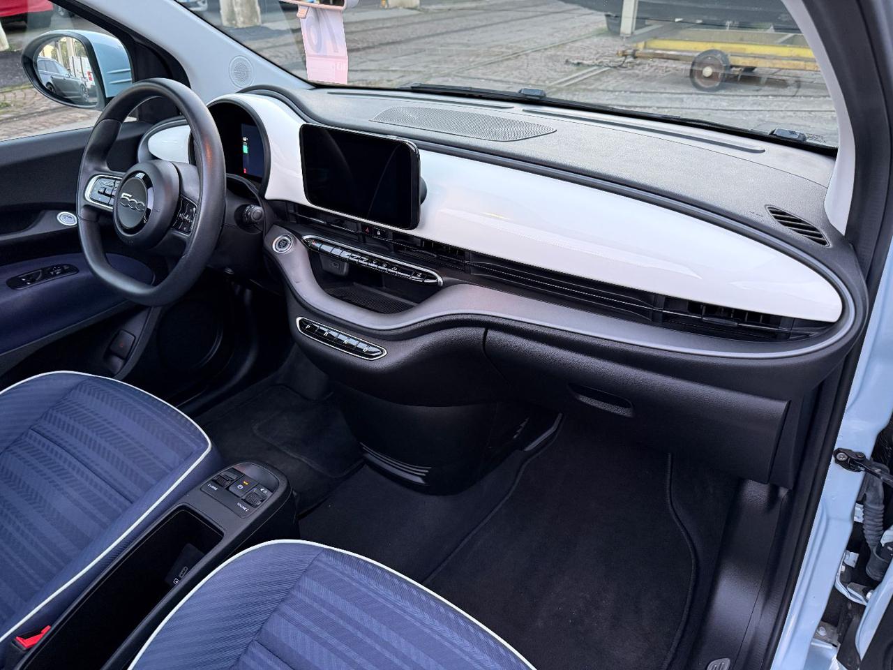 FIAT 500e Cabrio 42 kWh Passion - 15