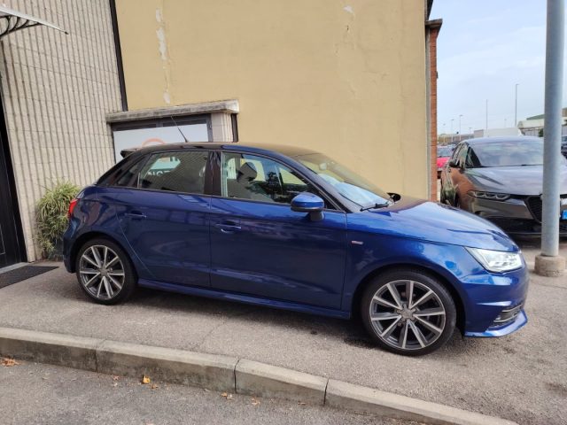 AUDI A1 Blu Mezzanotte metallizzato