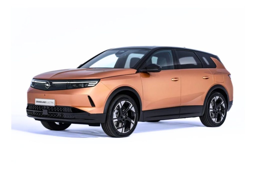 OPEL Grandland 1.2 Hybrid Edition 136cv E-dcs6 - 1