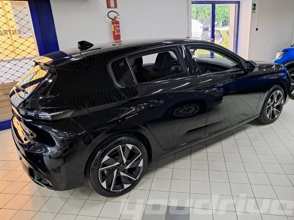 PEUGEOT 308 / PureTech Turbo 130 S&S EAT8 Allure KM0 - 3