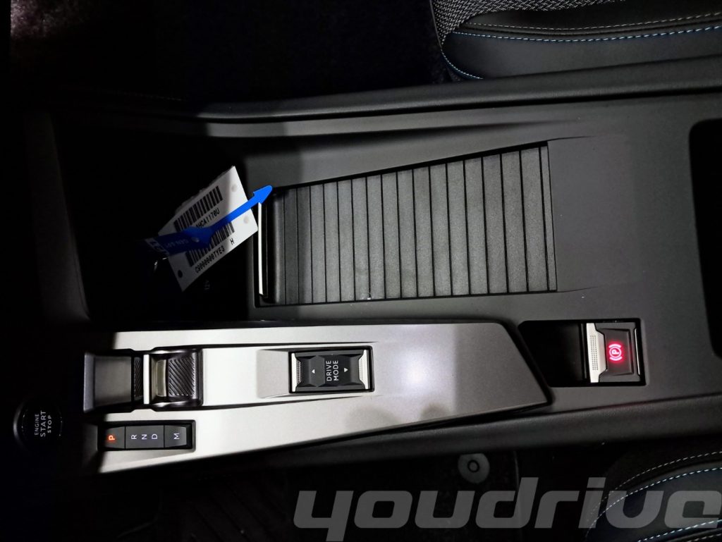 PEUGEOT 308 / PureTech Turbo 130 S&S EAT8 Allure KM0 - 14