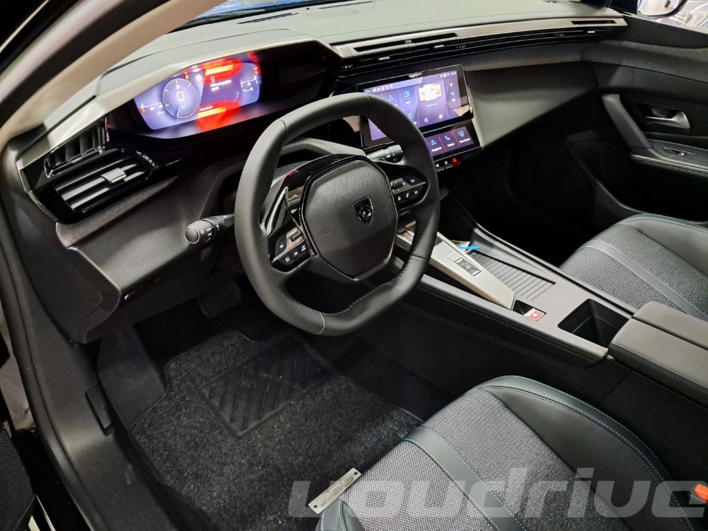 PEUGEOT 308 / PureTech Turbo 130 S&S EAT8 Allure KM0 - 8