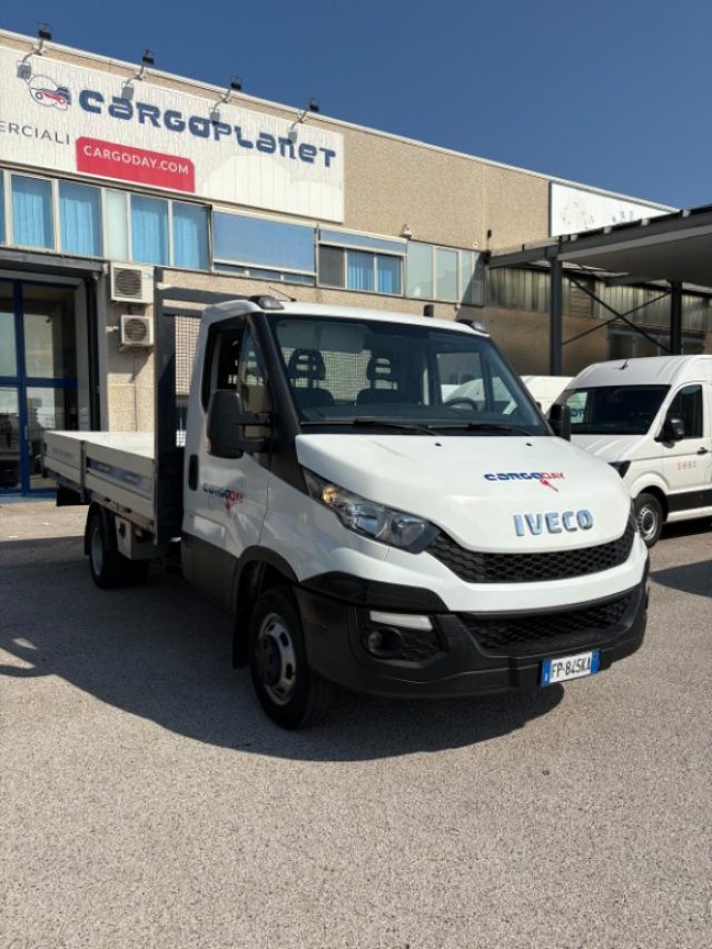 IVECO Daily Bianco pastello