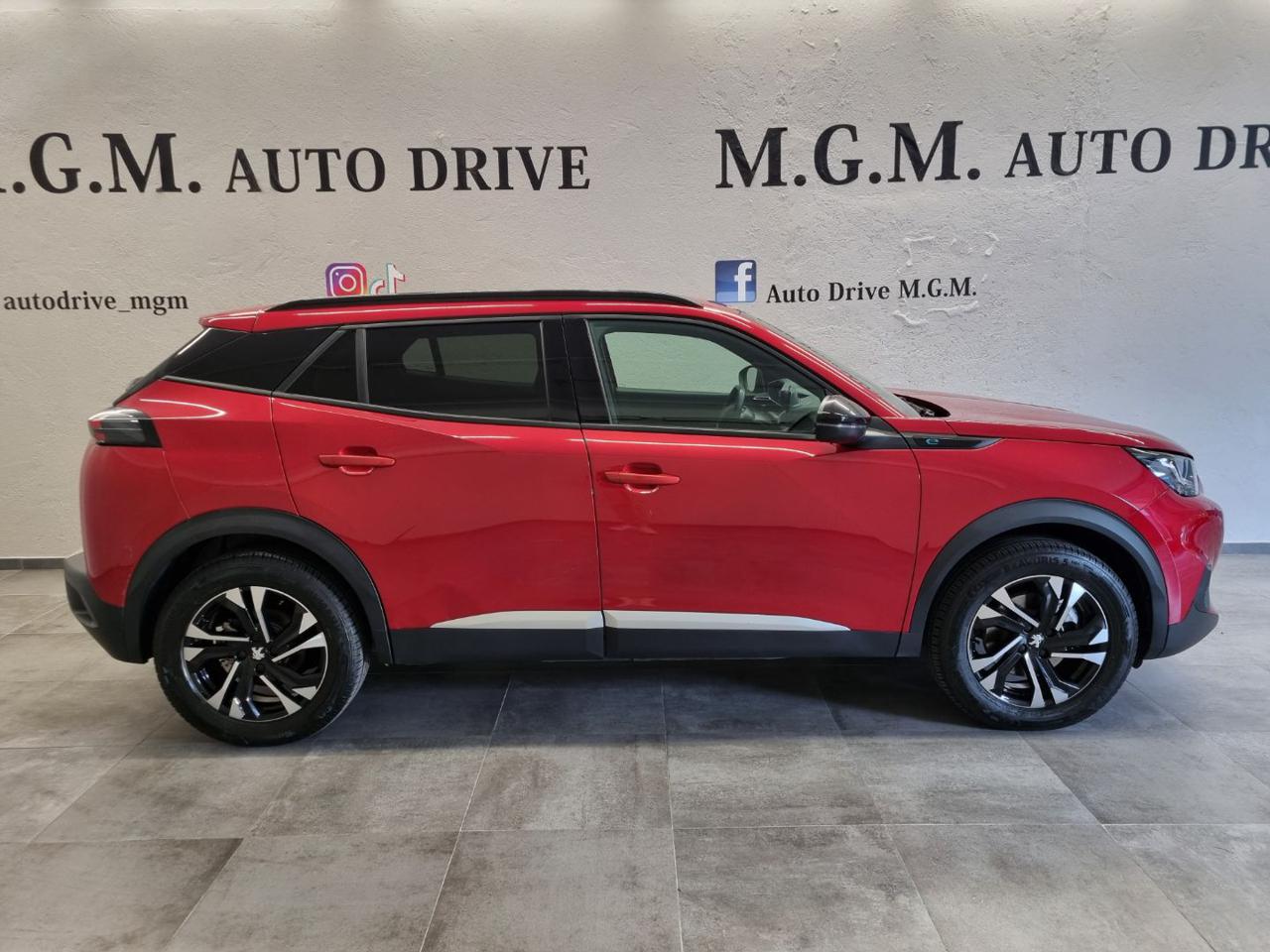 PEUGEOT 2008 motore elettrico 136 CV Allure - 4