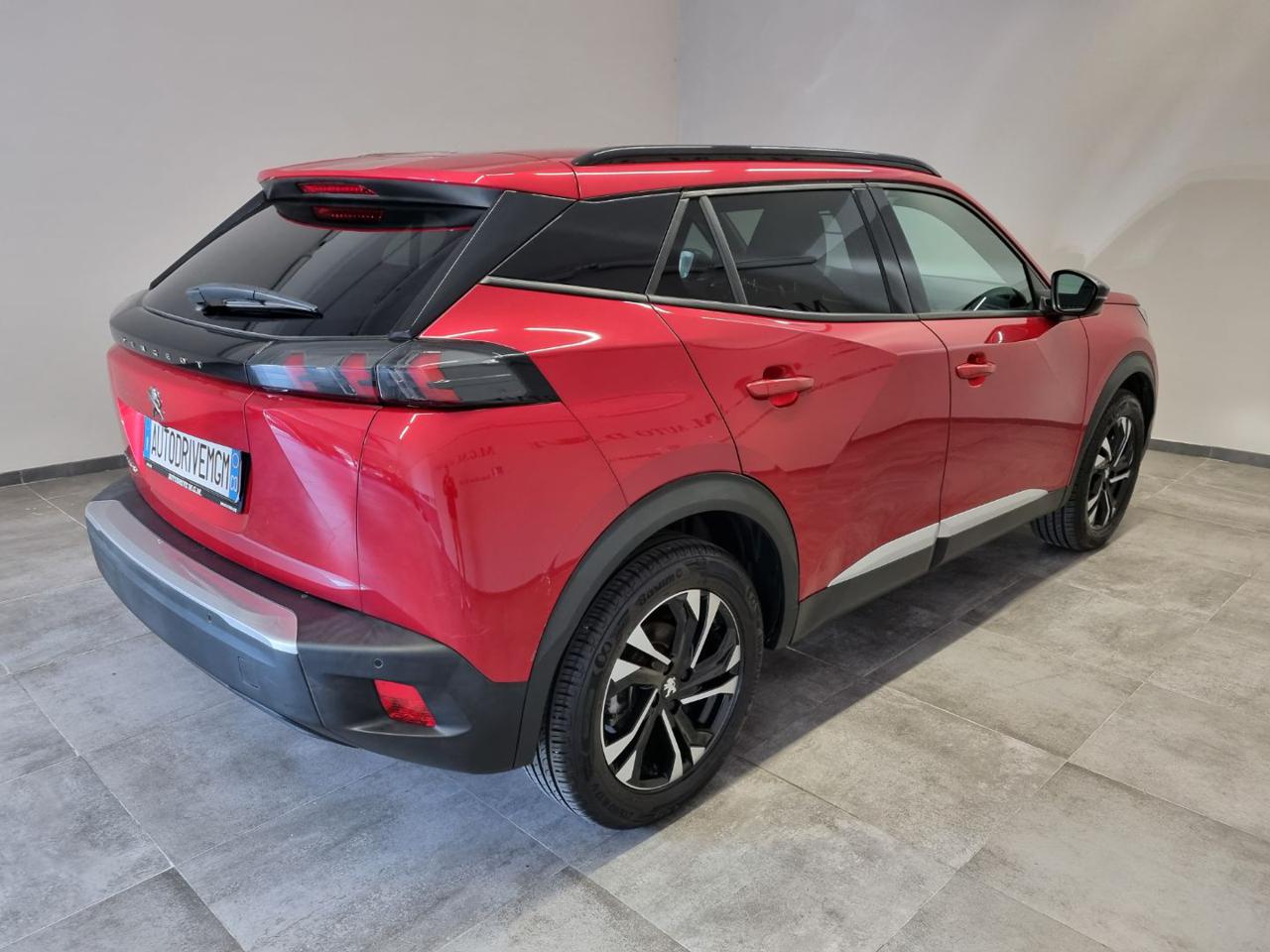 PEUGEOT 2008 motore elettrico 136 CV Allure - 36