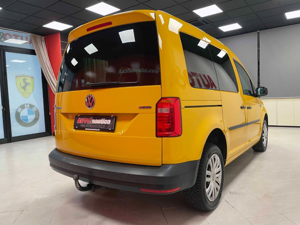 VOLKSWAGEN Caddy 2.0 TDI 122 CV 4MOTION TRENDLINE - IVA DEDUCIBILE - 10