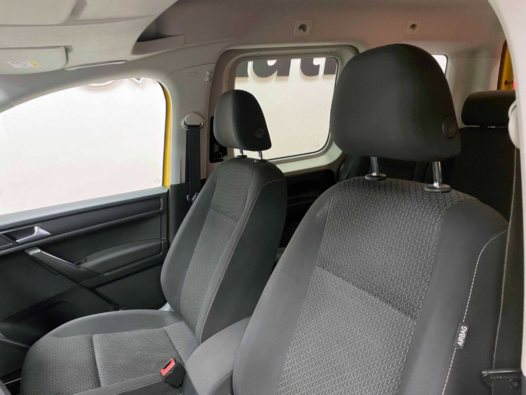 VOLKSWAGEN Caddy 2.0 TDI 122 CV 4MOTION TRENDLINE - IVA DEDUCIBILE - 17