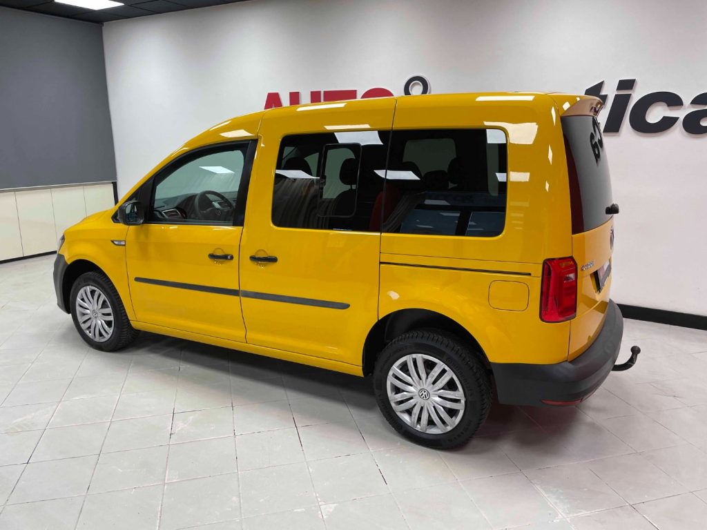 VOLKSWAGEN Caddy 2.0 TDI 122 CV 4MOTION TRENDLINE - IVA DEDUCIBILE - 35