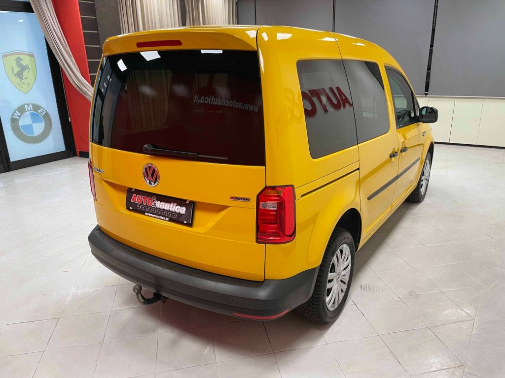 VOLKSWAGEN Caddy 2.0 TDI 122 CV 4MOTION TRENDLINE - IVA DEDUCIBILE - 38