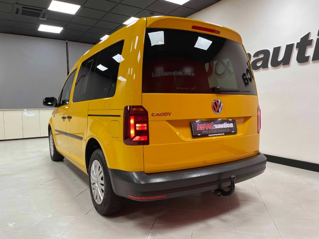 VOLKSWAGEN Caddy 2.0 TDI 102 CV TRENDLINE - IVA DEDUCIBILE - 7