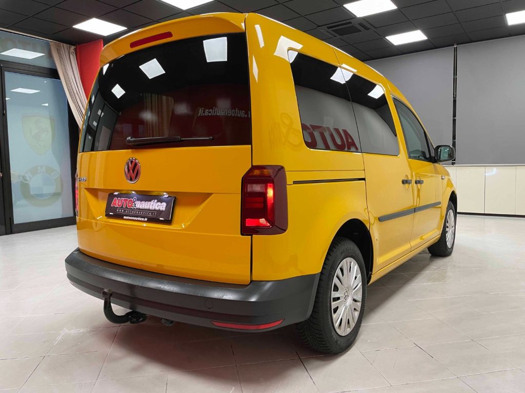 VOLKSWAGEN Caddy 2.0 TDI 102 CV TRENDLINE - IVA DEDUCIBILE - 9