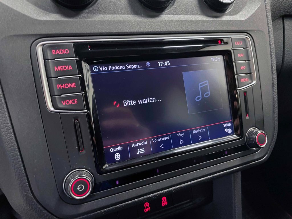 VOLKSWAGEN Caddy 2.0 TDI 102 CV TRENDLINE - IVA DEDUCIBILE - 18