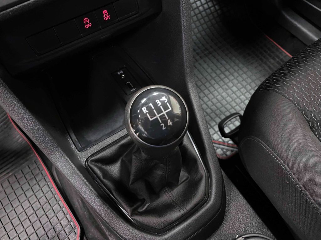 VOLKSWAGEN Caddy 2.0 TDI 102 CV TRENDLINE - IVA DEDUCIBILE - 20