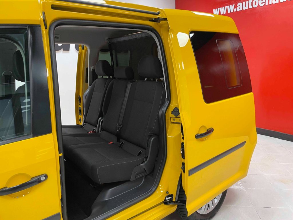 VOLKSWAGEN Caddy 2.0 TDI 102 CV TRENDLINE - IVA DEDUCIBILE - 24