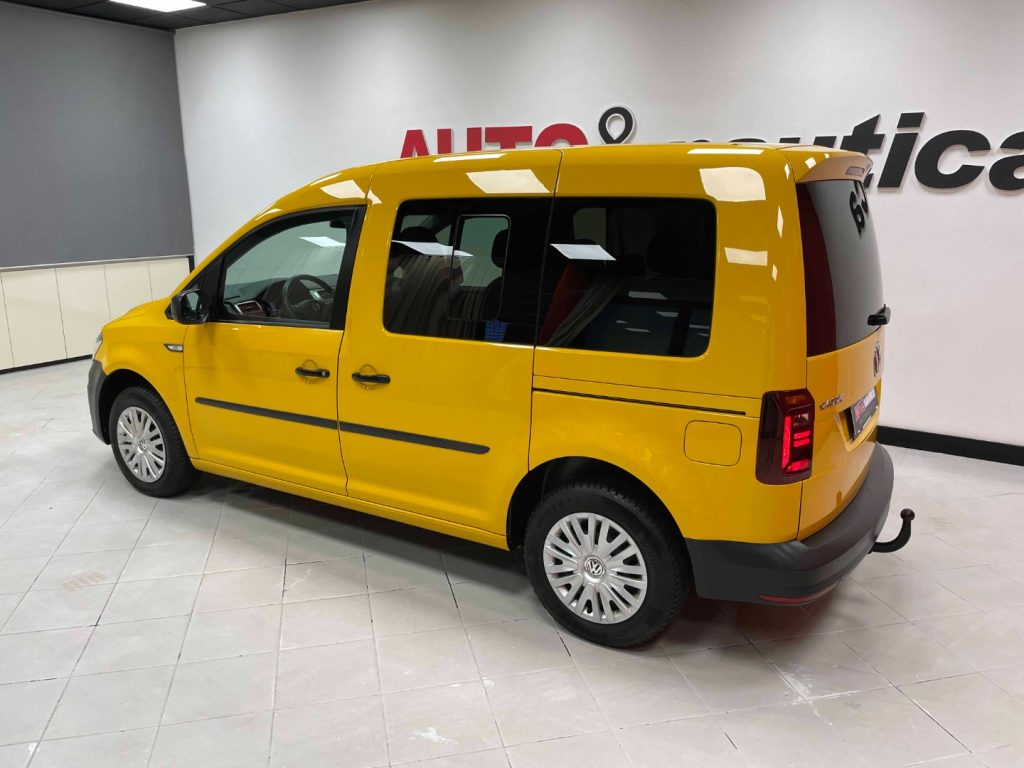 VOLKSWAGEN Caddy 2.0 TDI 102 CV TRENDLINE - IVA DEDUCIBILE - 31