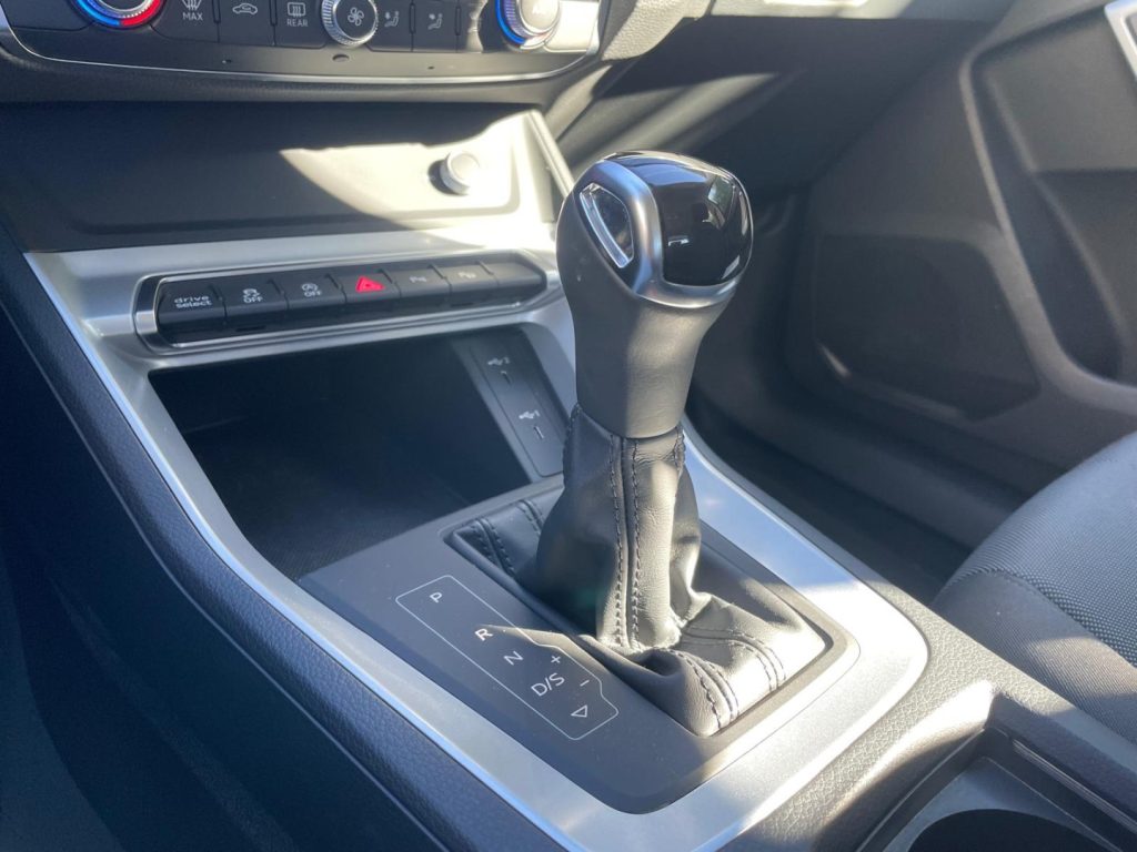 AUDI Q3 SPB 35 TDI quattro S tronic - 11