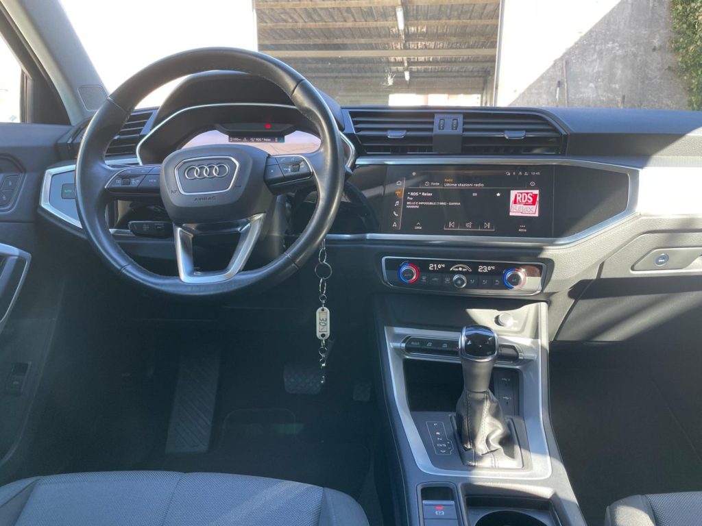 AUDI Q3 SPB 35 TDI quattro S tronic - 23