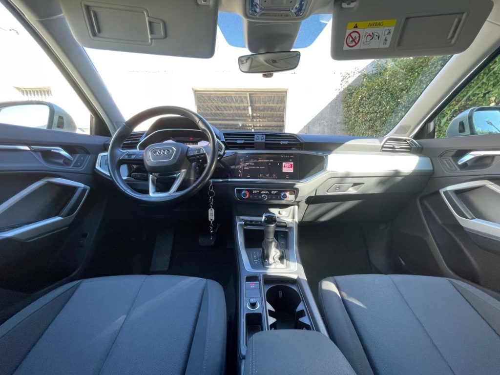 AUDI Q3 SPB 35 TDI quattro S tronic - 24