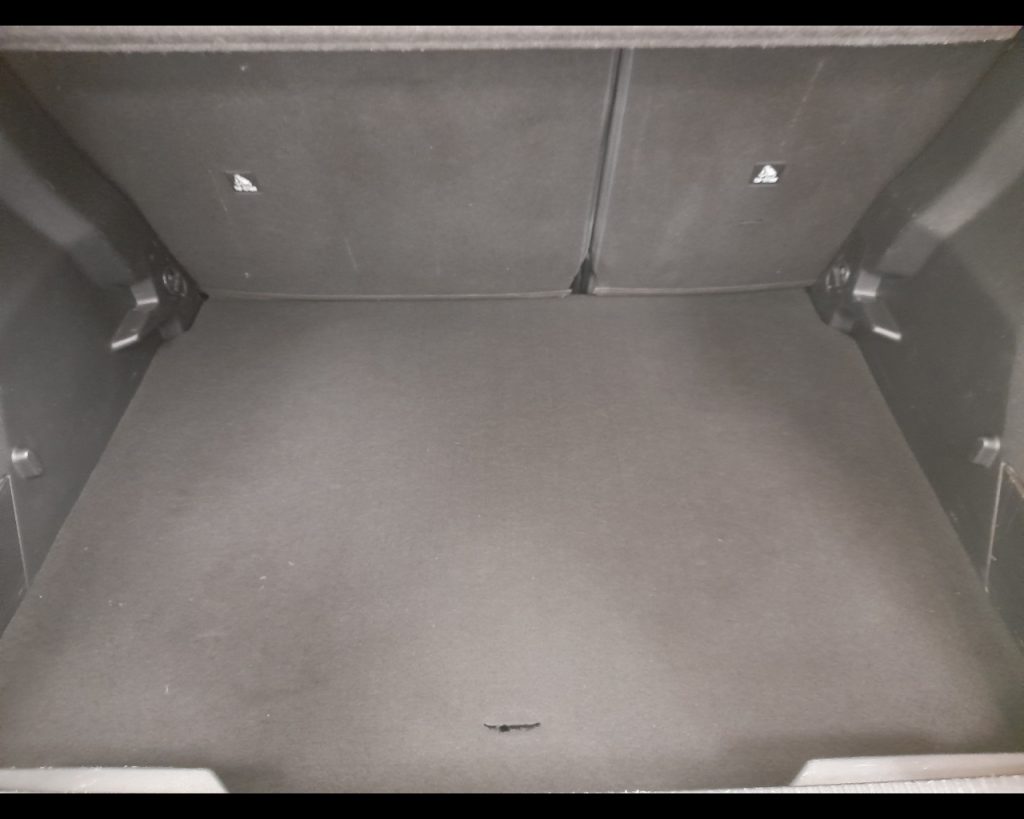 PEUGEOT 2008 II 2020 -  1.2 puretech Active s&s 100cv - 13