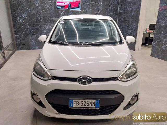 HYUNDAI i10 Blanc Pastel