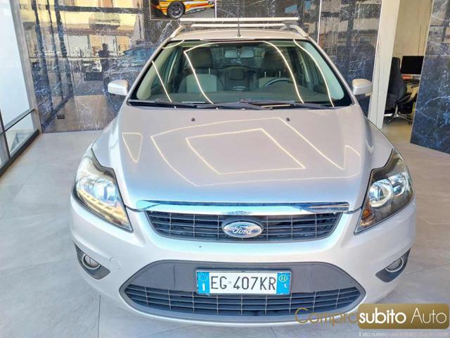FORD Focus Grigio scuro pastello