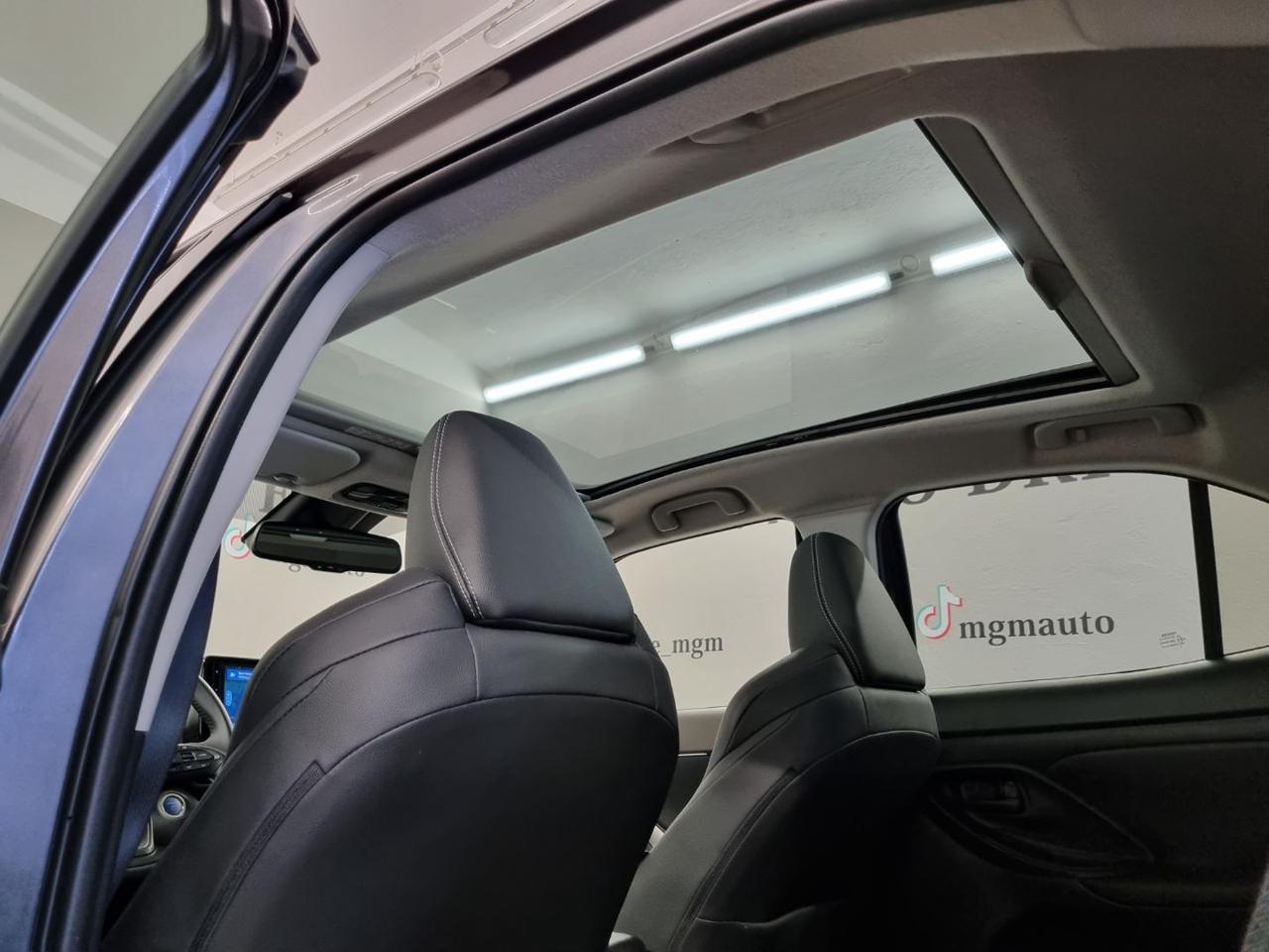 TOYOTA Yaris Cross 1.5 Hybrid 5p. E-CVT Lounge - 8