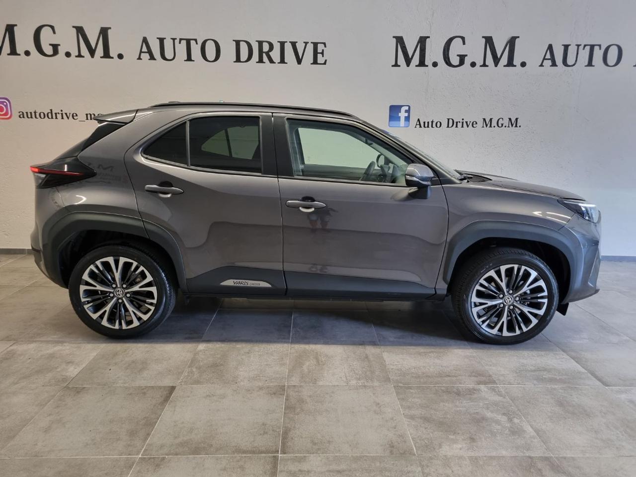 TOYOTA Yaris Cross 1.5 Hybrid 5p. E-CVT Lounge - 4