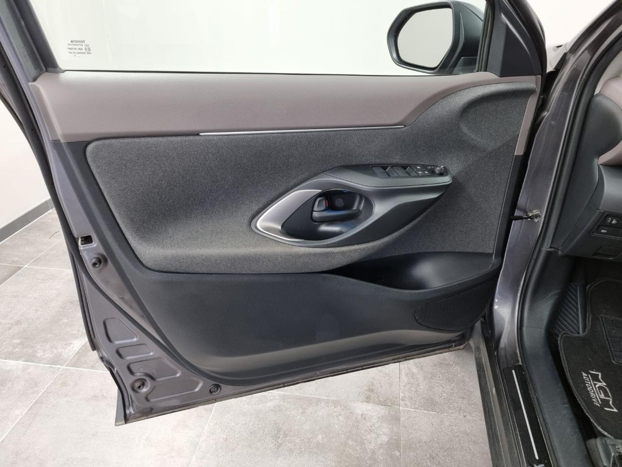 TOYOTA Yaris Cross 1.5 Hybrid 5p. E-CVT Lounge - 24