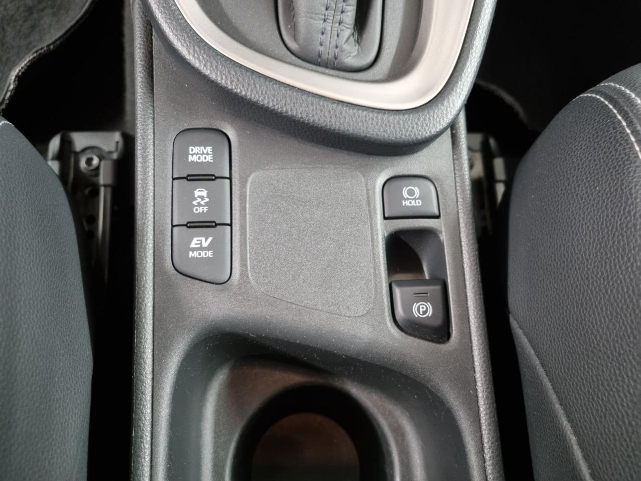 TOYOTA Yaris Cross 1.5 Hybrid 5p. E-CVT Lounge - 36