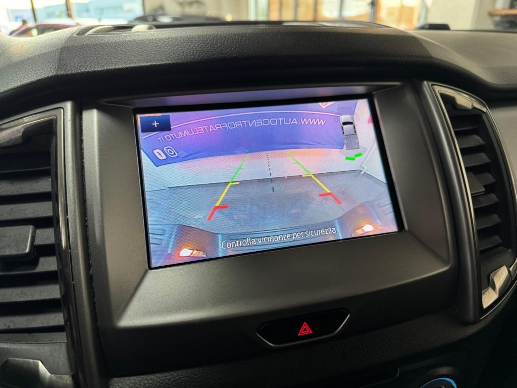 FORD Ranger 2.0 TDCi aut. DC Limited 5 posti - 11