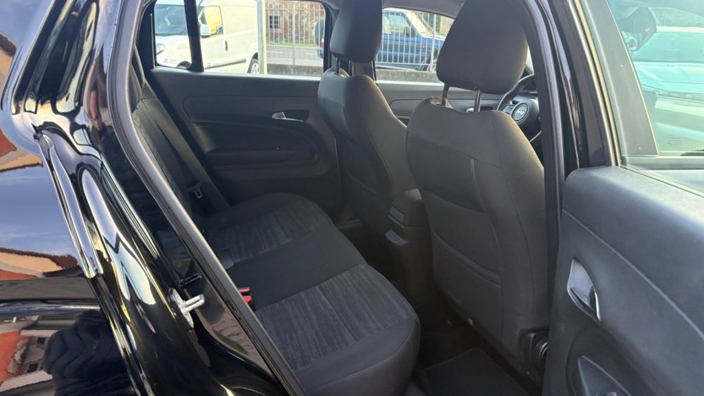 JEEP Avenger 1.2 Turbo 100 CV Longitude - 17