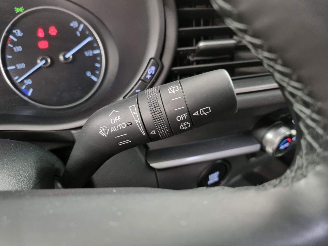 MAZDA CX-30 2.0L e-Skyactiv-G M Hybrid 2WD Evolve - 31