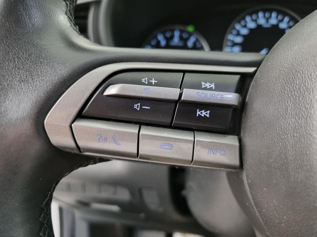 MAZDA CX-30 2.0L e-Skyactiv-G M Hybrid 2WD Evolve - 19