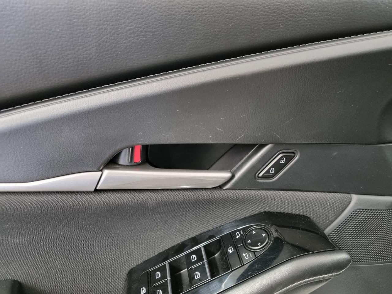 MAZDA CX-30 2.0L e-Skyactiv-G M Hybrid 2WD Evolve - 29