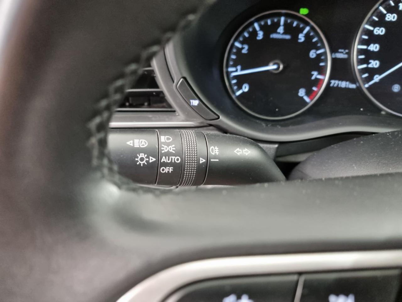 MAZDA CX-30 2.0L e-Skyactiv-G M Hybrid 2WD Evolve - 32