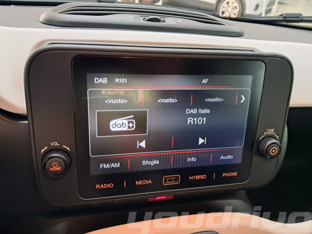 FIAT New Panda / 1.0 FireFly S&S Hybrid Pandina KM0 - 13