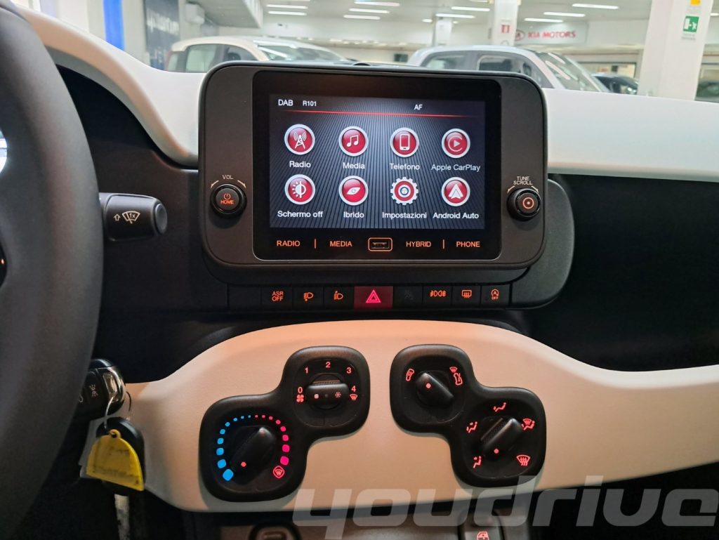 FIAT New Panda / 1.0 FireFly S&S Hybrid Pandina KM0 - 14