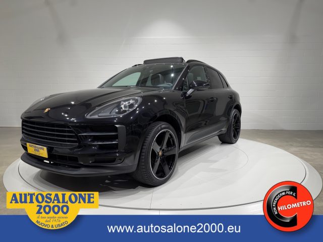 PORSCHE Macan Nero metallizzato