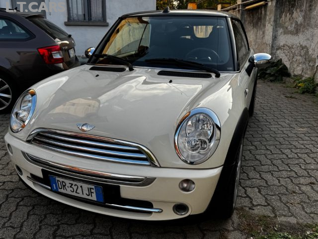 MINI Cabrio Bianco pastello