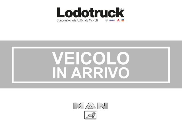 MAN  Bianco pastello