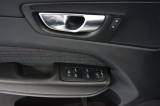 VOLVO XC60 26 thumb