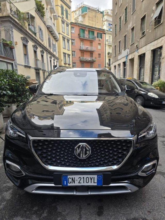 MG HS Nero pastello