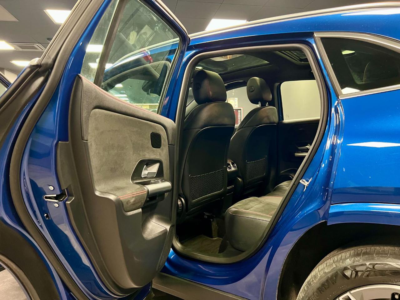 MERCEDES-BENZ GLA 250 e hybrid EQ AMG Line Premium PLUS - 11