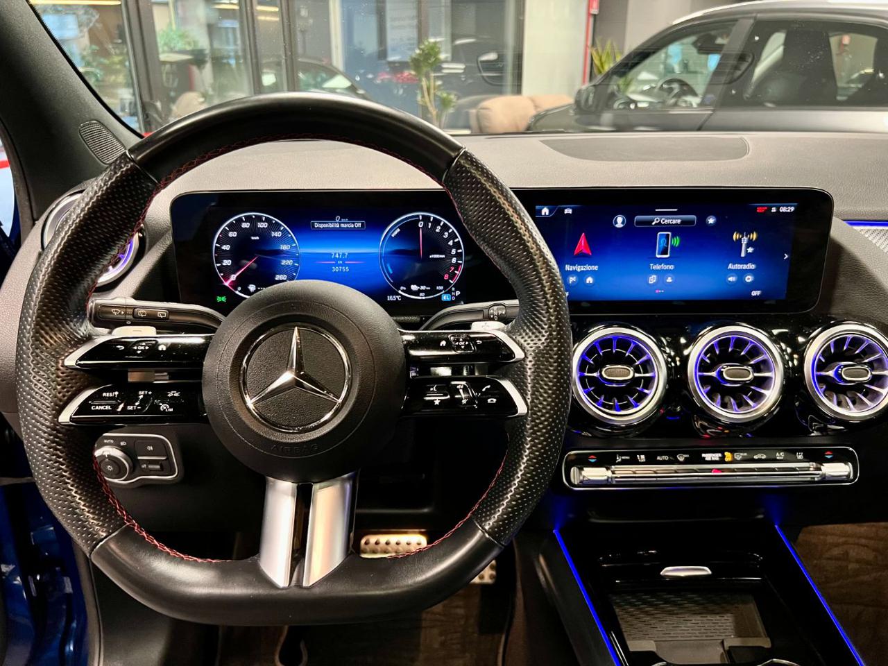 MERCEDES-BENZ GLA 250 e hybrid EQ AMG Line Premium PLUS - 14