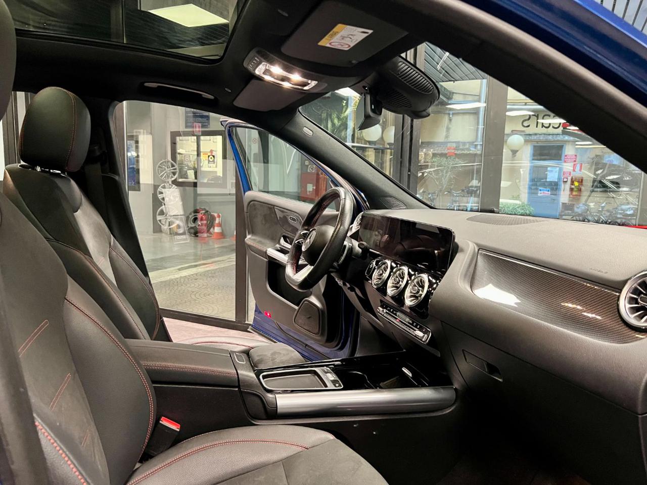 MERCEDES-BENZ GLA 250 e hybrid EQ AMG Line Premium PLUS - 17