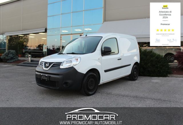 NISSAN NV250 Bianco pastello