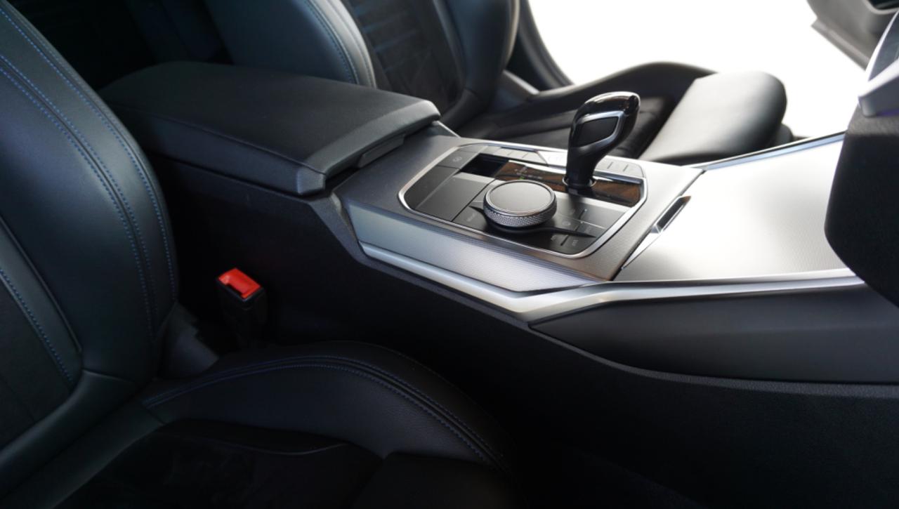 BMW 320 d 48V xDrive Touring Msport - 40