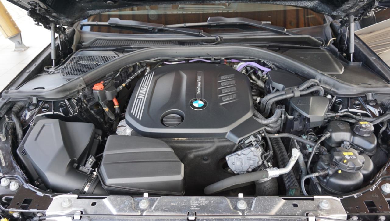 BMW 320 d 48V xDrive Touring Msport - 41