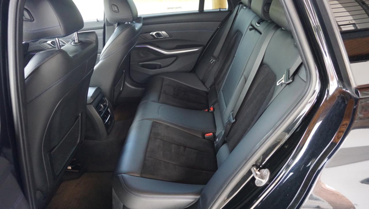 BMW 320 d 48V xDrive Touring Msport - 31