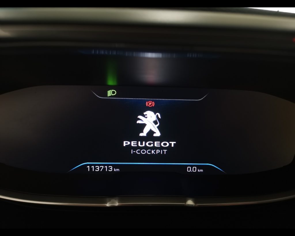 PEUGEOT 5008 BlueHDi 120 S&S EAT6 Business - 10